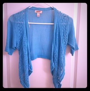 Knit quarter sleeve shrug